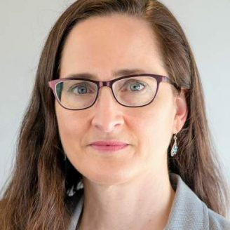 Linda Bushnell Headshot