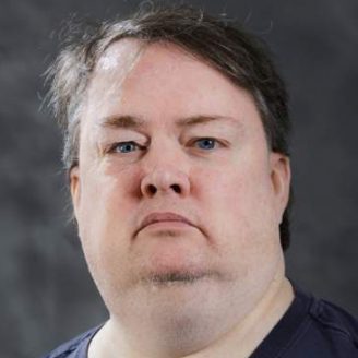 Stephen Graham Headshot