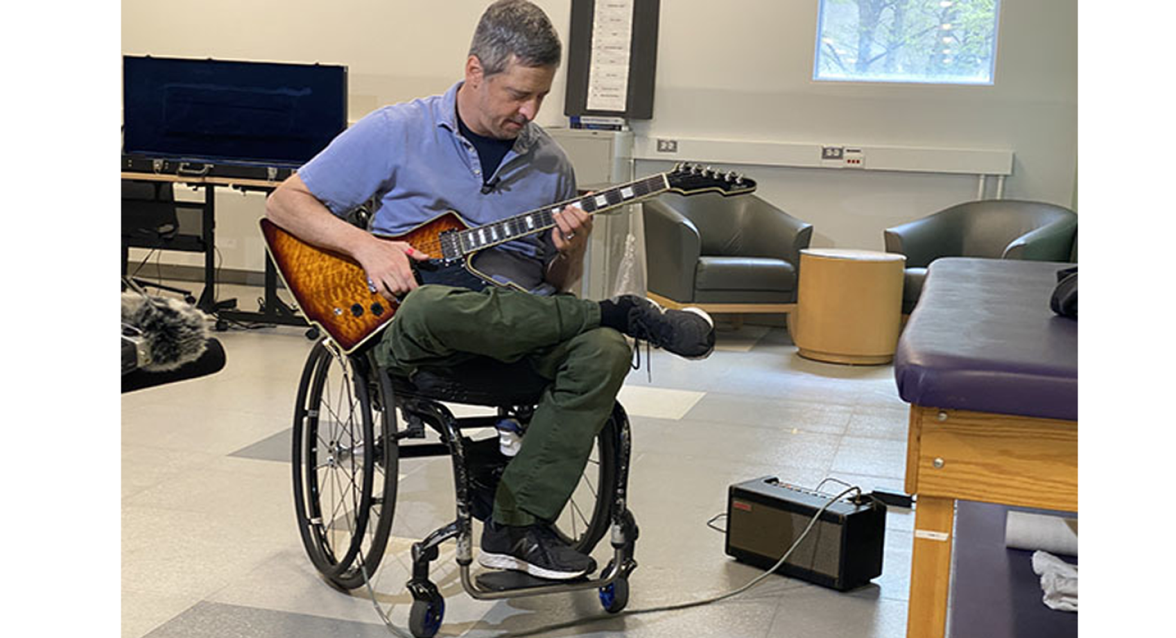 Device restores hand function for some with spinal injury Banner