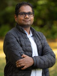 Dinuka Sahabandu Headshot