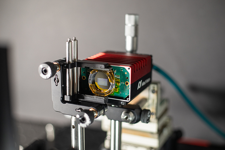 A camera that can identify objects at the speed of light | UW ...